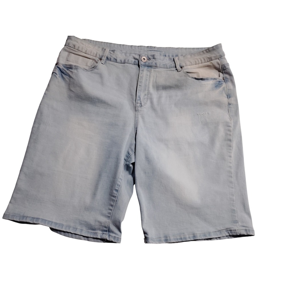 Torridette Torrid Womens Size 20 Light Wash Denim Bermuda Shorts Stretch Blue
